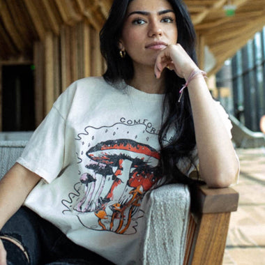 Comfortably Numb Off White Thrifted Graphic Tee - The Elevated Hippie