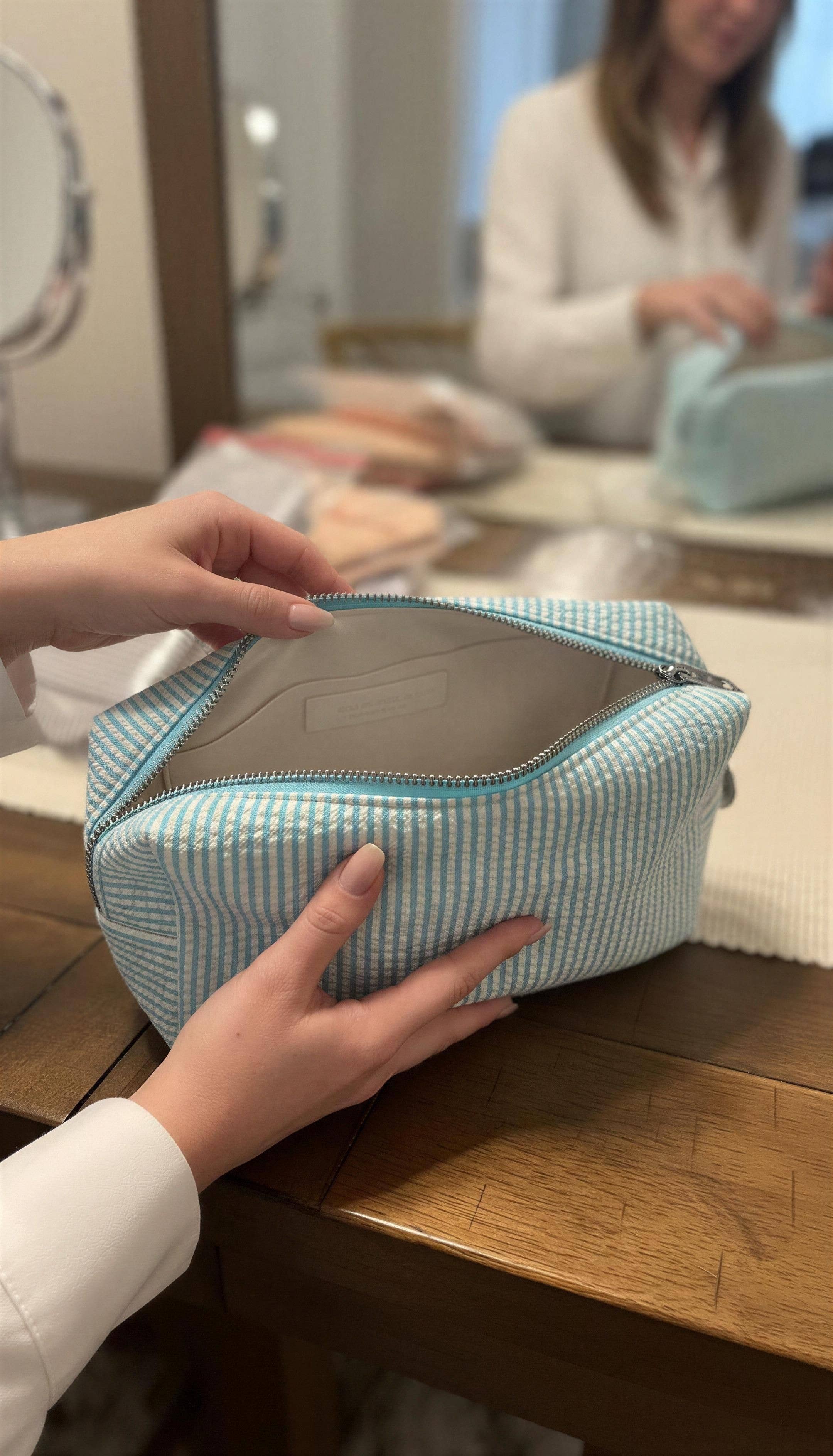 Large Capacity Seersucker Makeup Bag – Polyester Cotton Cosm boho clothing, festival outfit, hippie style apparel | Elevated Hippie