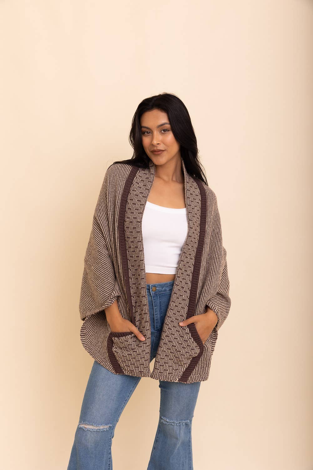 Cozy Contrast Collar Knit Wrap – Perfect for Fall Layering - The Elevated Hippie