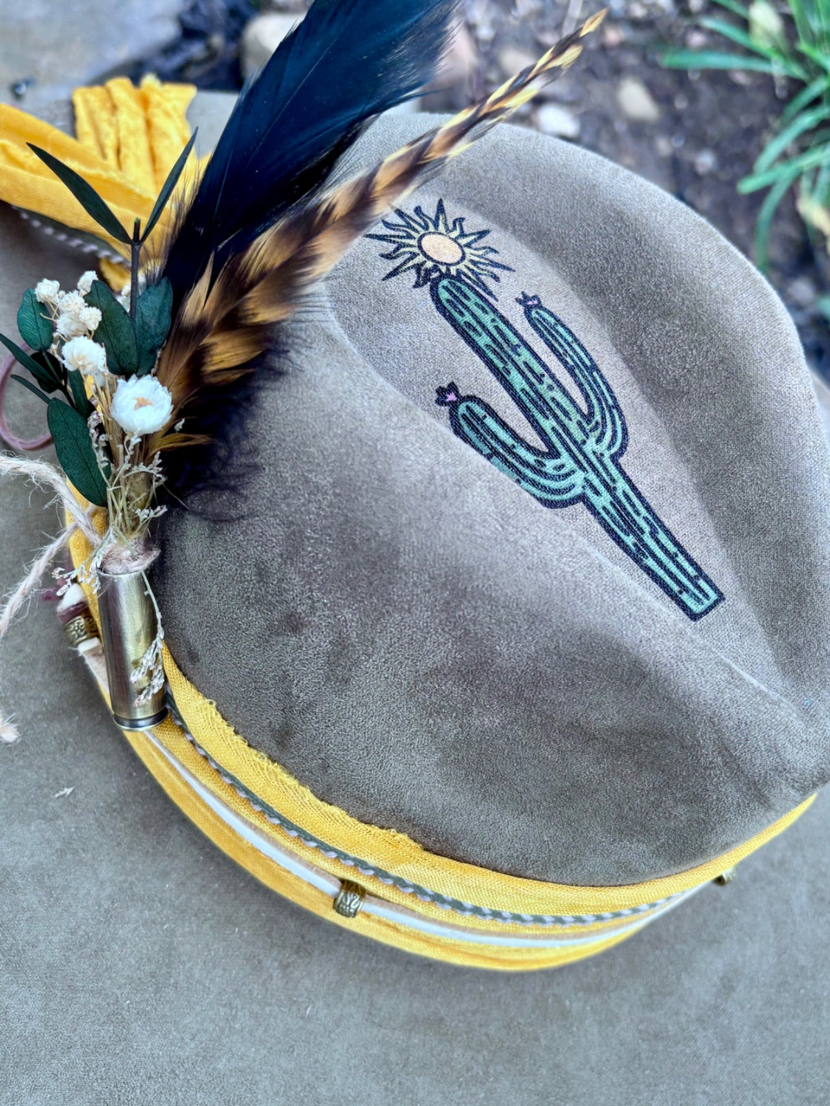 Layered hatband detail on cactus rancher hat