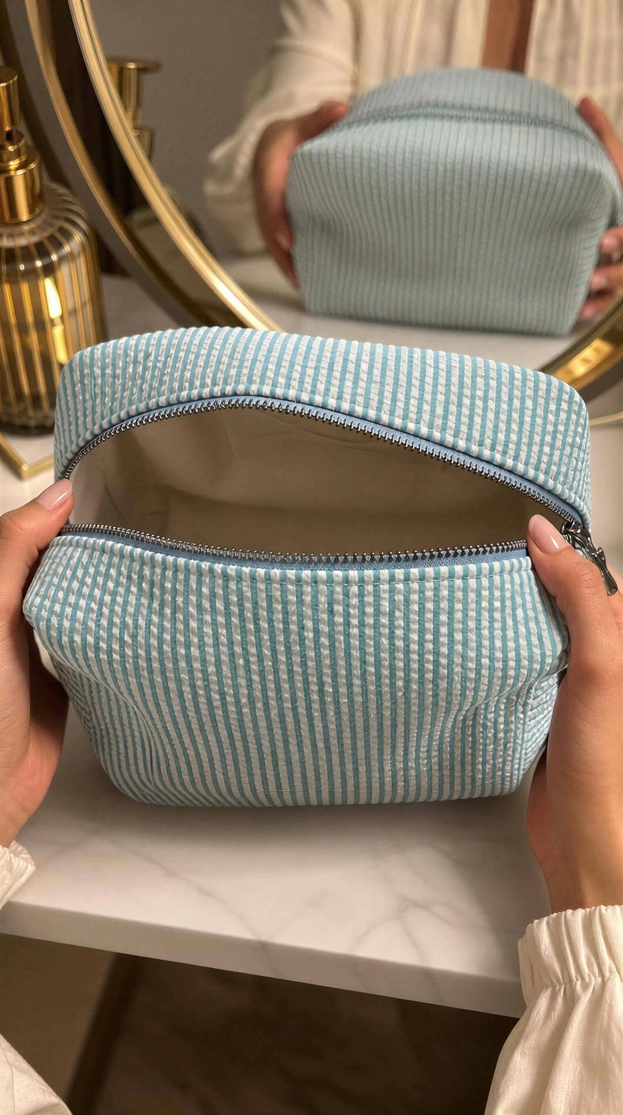 Large Capacity Seersucker Makeup Bag – Polyester Cotton Cosm boho clothing, festival outfit, hippie style apparel | Elevated Hippie