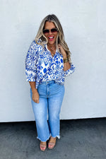 URBAN NON DISTRSSED CROP JEAN - The Elevated Hippie