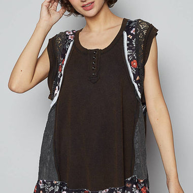 Boho Sleeveless Tunic Top – Floral Thermal Placket Detail – Oversized Fit – Cotton Comfort – Festival Ready - The Elevated Hippie