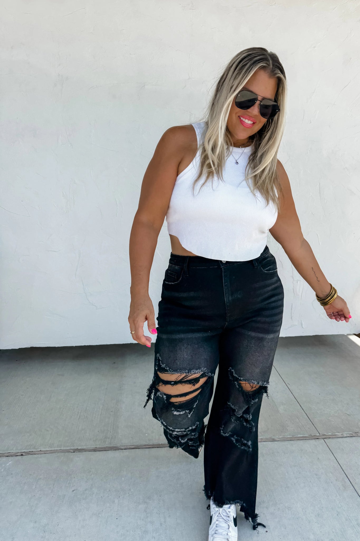 Urban Distressed Crop Jeans – Edgy, Chic & Ultra-Comfortable - The Elevated Hippie