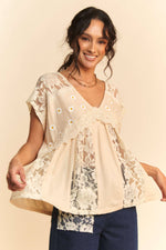 EMBROIDERY DAISY FLOWY DOLMAN KNIT TOP WITH LACE - The Elevated Hippie
