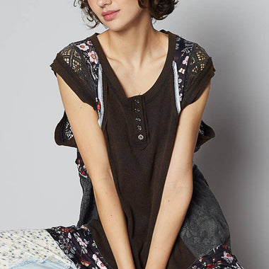 Boho Sleeveless Tunic Top – Floral Thermal Placket Detail – Oversized Fit – Cotton Comfort – Festival Ready - The Elevated Hippie
