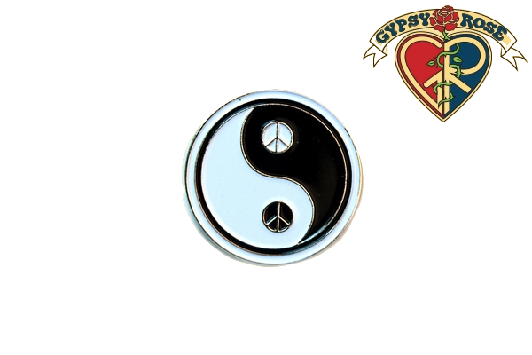 Yin and yang Lapel Pin - The Elevated Hippie