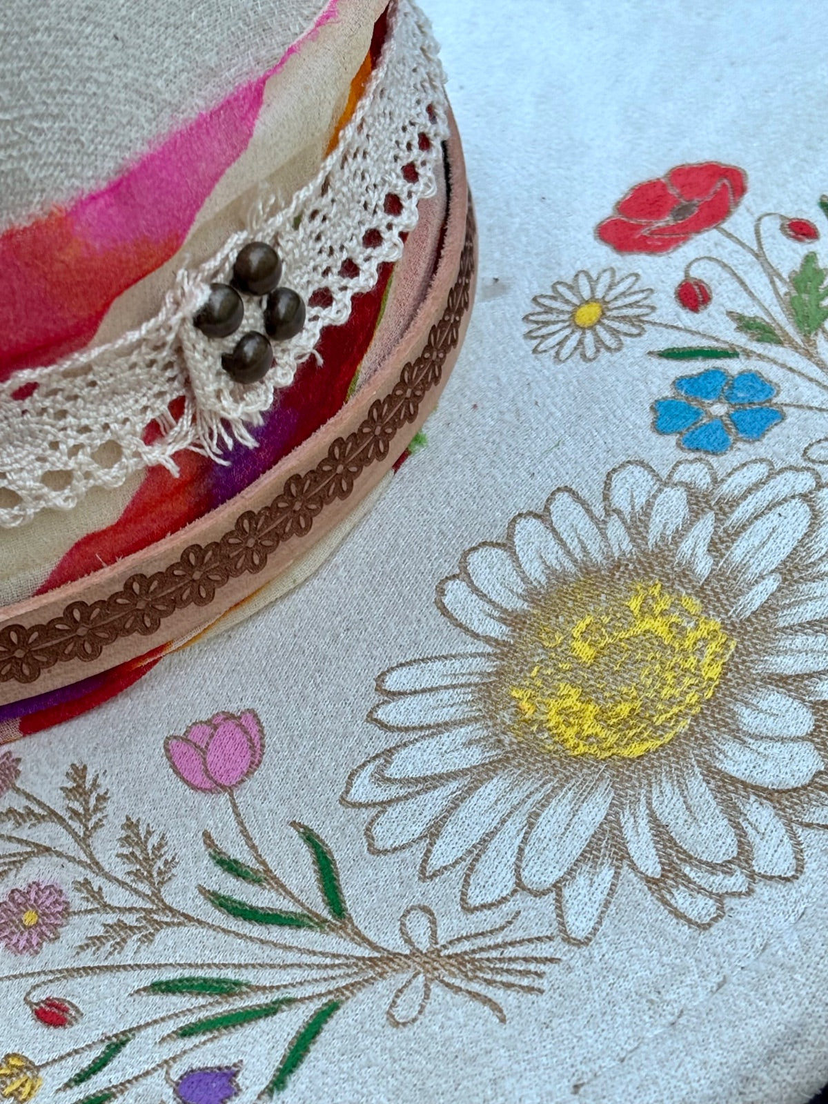 Layered hatband detail on wildflower rancher hat